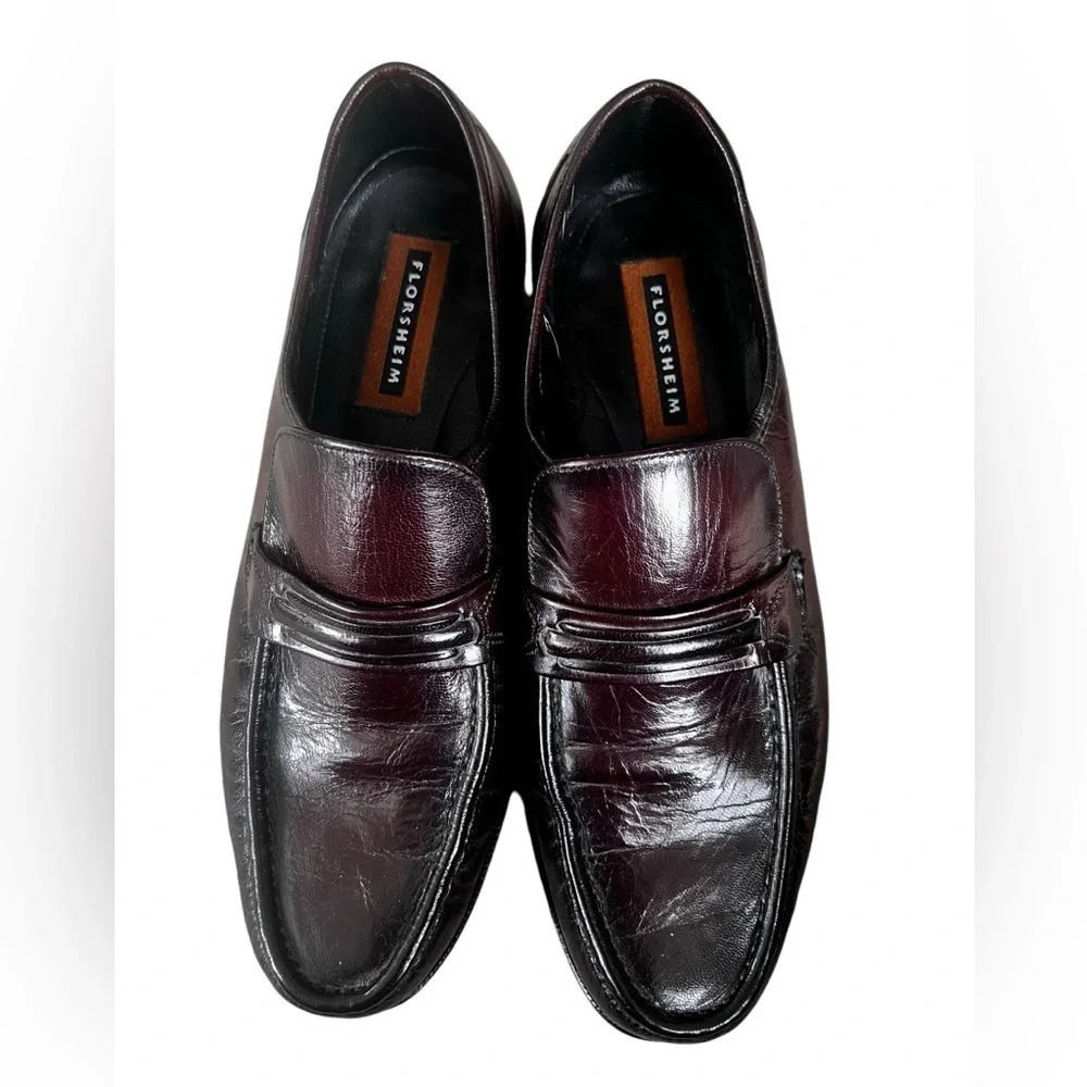 Men’s size 8 Florsheim como black cherry leather dressy slip on loafers